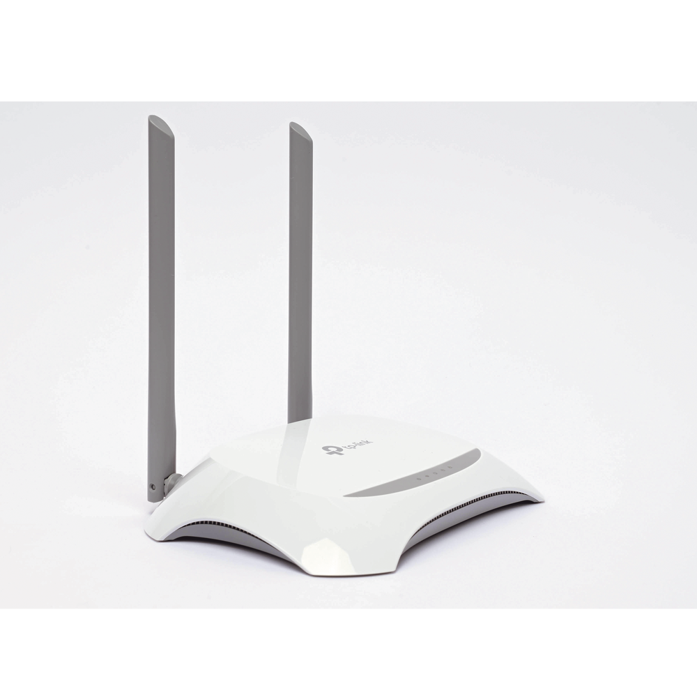 Router Inalámbrico para WISP con Configuración de fábrica personalizable / 2 Antenas 5dBi / 4 Puertos LAN 10/100Mbps / MIMO 2x2 / Control de Ancho de Banda / Red de Invitados / Control Parental